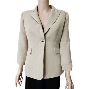 Tahari Arthur S. Levine Women's Blazer Size 4